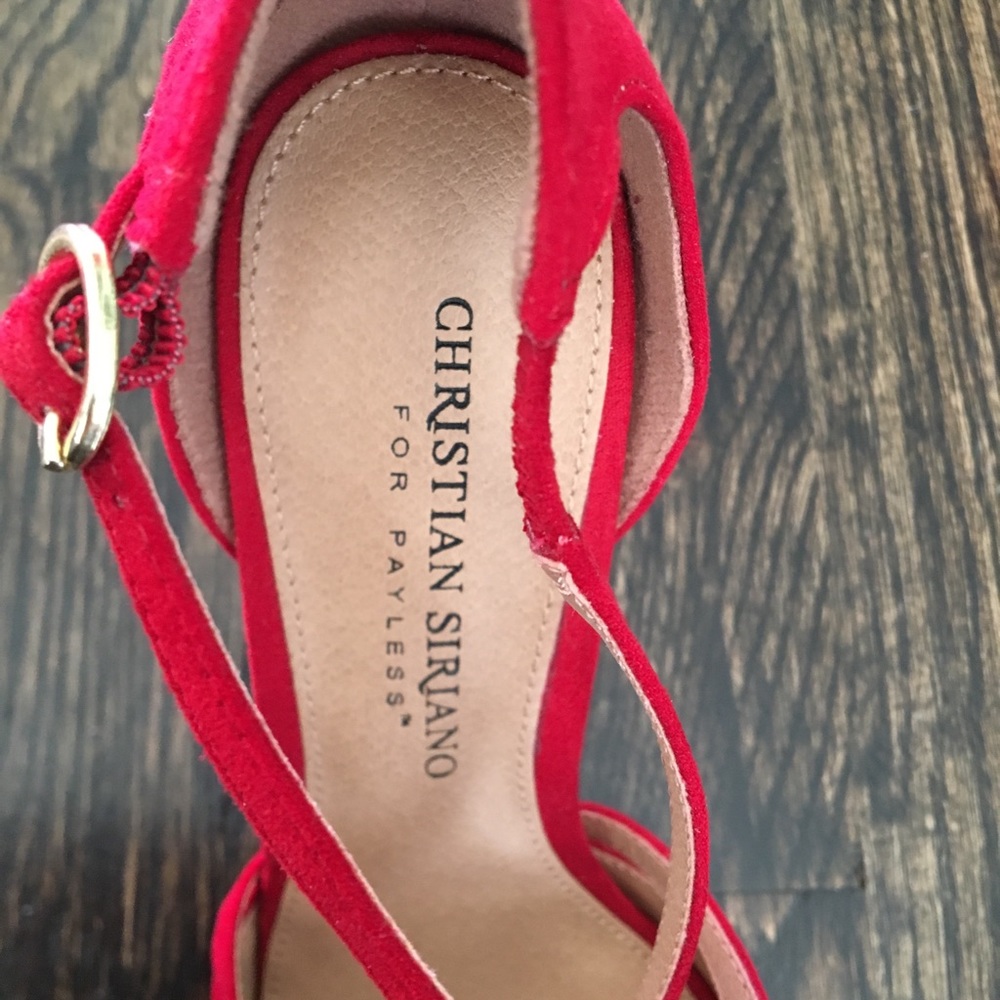 6.5 Christian Siriano red heels